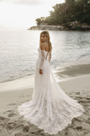 Svatební šaty Playa – zadní pohled