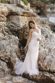 Svatební šaty Calla – detail linie šatů