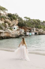 Svatební šaty Nerea – na postavě