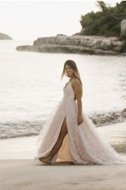 Svatební šaty Nerea – romantický detail