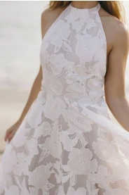 Svatební šaty Ariana – zadní pohled