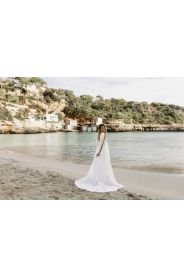 Svatební šaty Claudia – čistá silueta