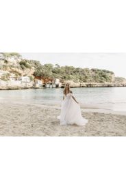 Svatební šaty Leela – na postavě