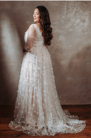 Svatební šaty pro plnoštíhlé Nerea Plus – přední pohled