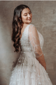 Svatební šaty pro plnoštíhlé Nerea Plus – detail střihu