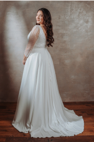 třpytivé svatební šaty plus size