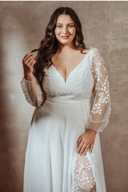 Svatební šaty pro plnoštíhlé Rosa Plus – zadní pohled