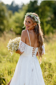 romantické celokrajkové svatební šaty