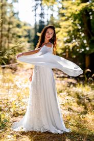 Svatební šaty Vesna – zadní pohled