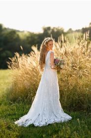 Svatební šaty Veira – romantický detail