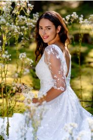 Svatební šaty Veira – přední pohled