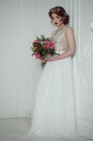 Lehounké svatební šaty MEGAN, vel. 34 – boční pohled