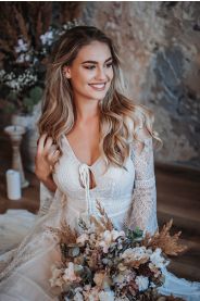 Svatební šaty Krajkové boho šaty PALOMA, vel. 38 – silueta modelu