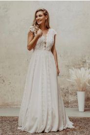 UKONČENÉ Celokrajkové svatební šaty EMILY, vel. 38 – silueta modelu