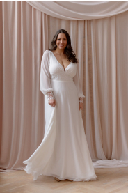 plus size svatební šaty s dlouhými rukávy