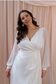 Svatební šaty pro plnoštíhlé Laura Plus – přední pohled