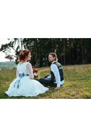 folklorni_svatebni_saty