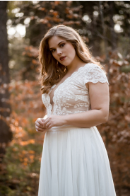 svatebni-saty-krajkove