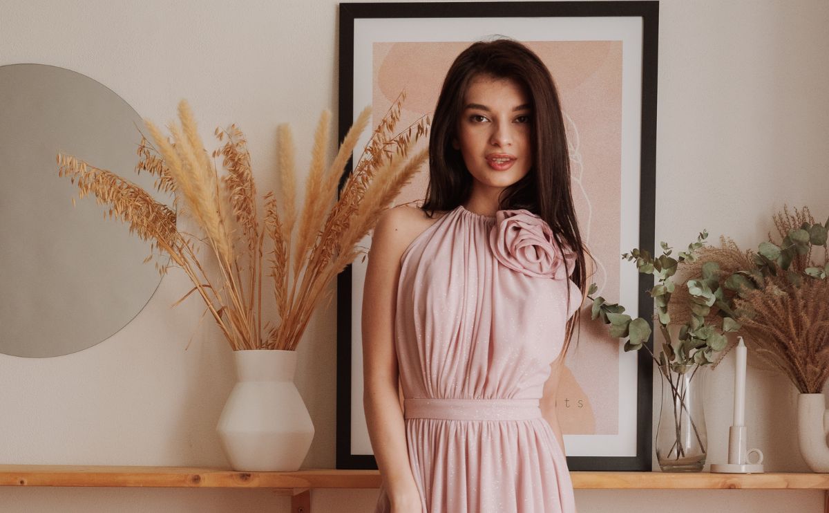 Růžové šaty: Elegance a jemnost v jednom