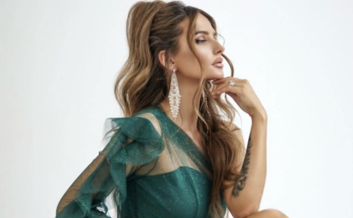 Maturitní plesy jsou tady. Jaké trendy dominují?