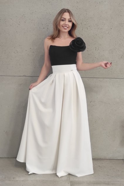 Smotanová dlhá sukňa (Velikost 4XL)