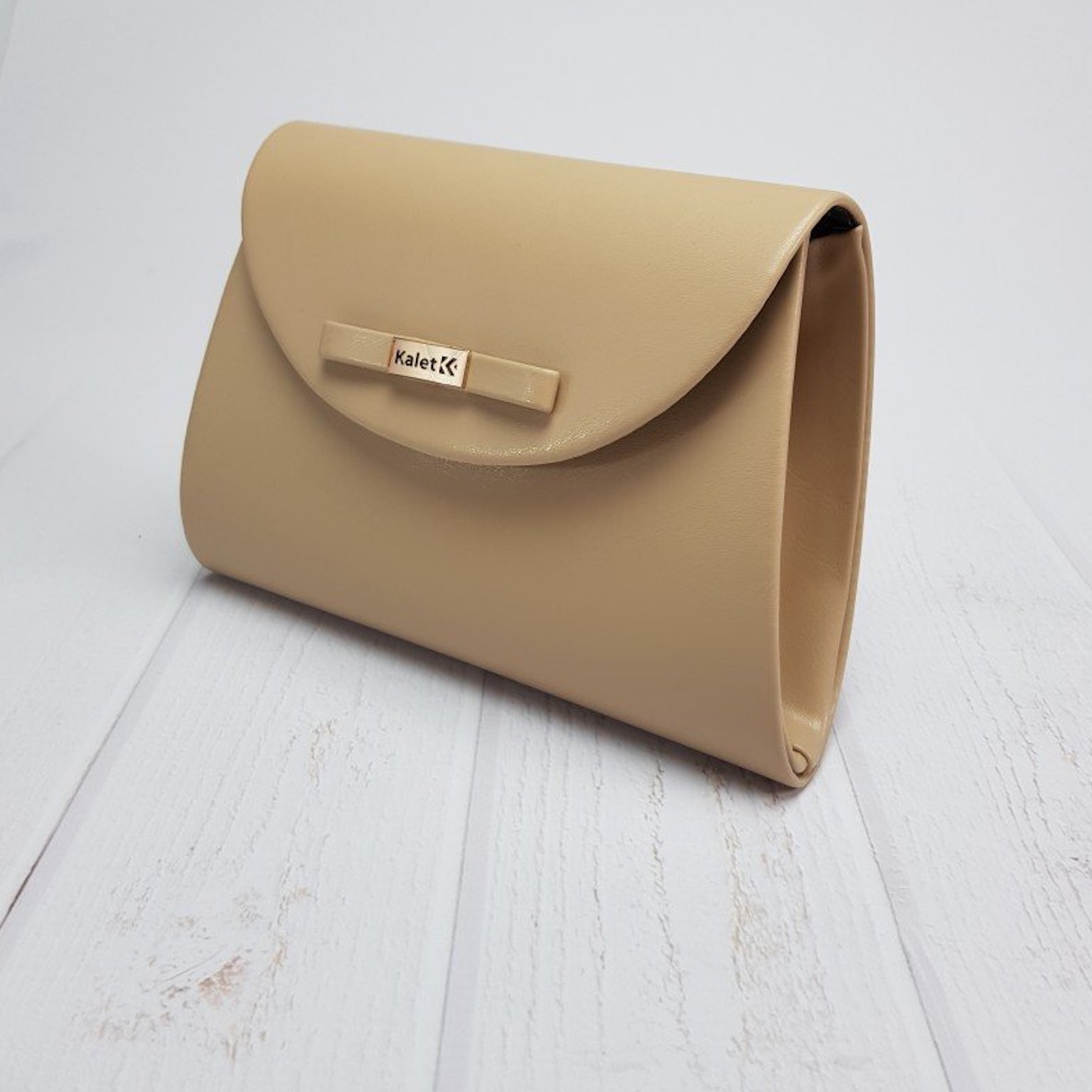 Hnědá matná kabelka