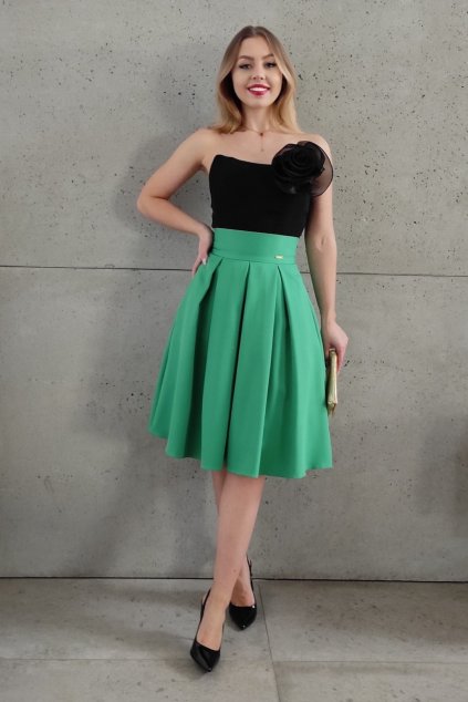 Zelená áčková krátka sukňa (Méret 4XL)