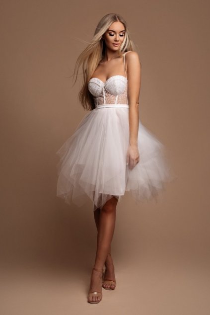 Biele krátke šaty s tylovou sukňou a flitrami (Méret L)