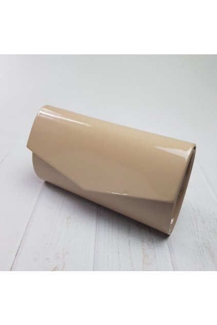 25719 hneda lakovana kabelka