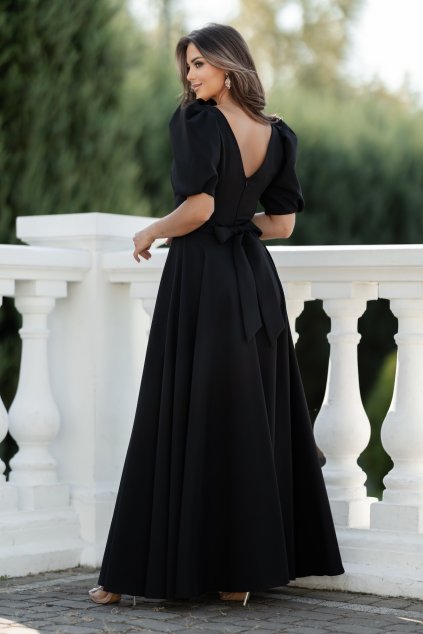 Čierne spoločenské šaty s balónovými rukávmi (Méret L)