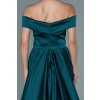 Smaragdové saténové šaty spustené na ramená (Méret L)