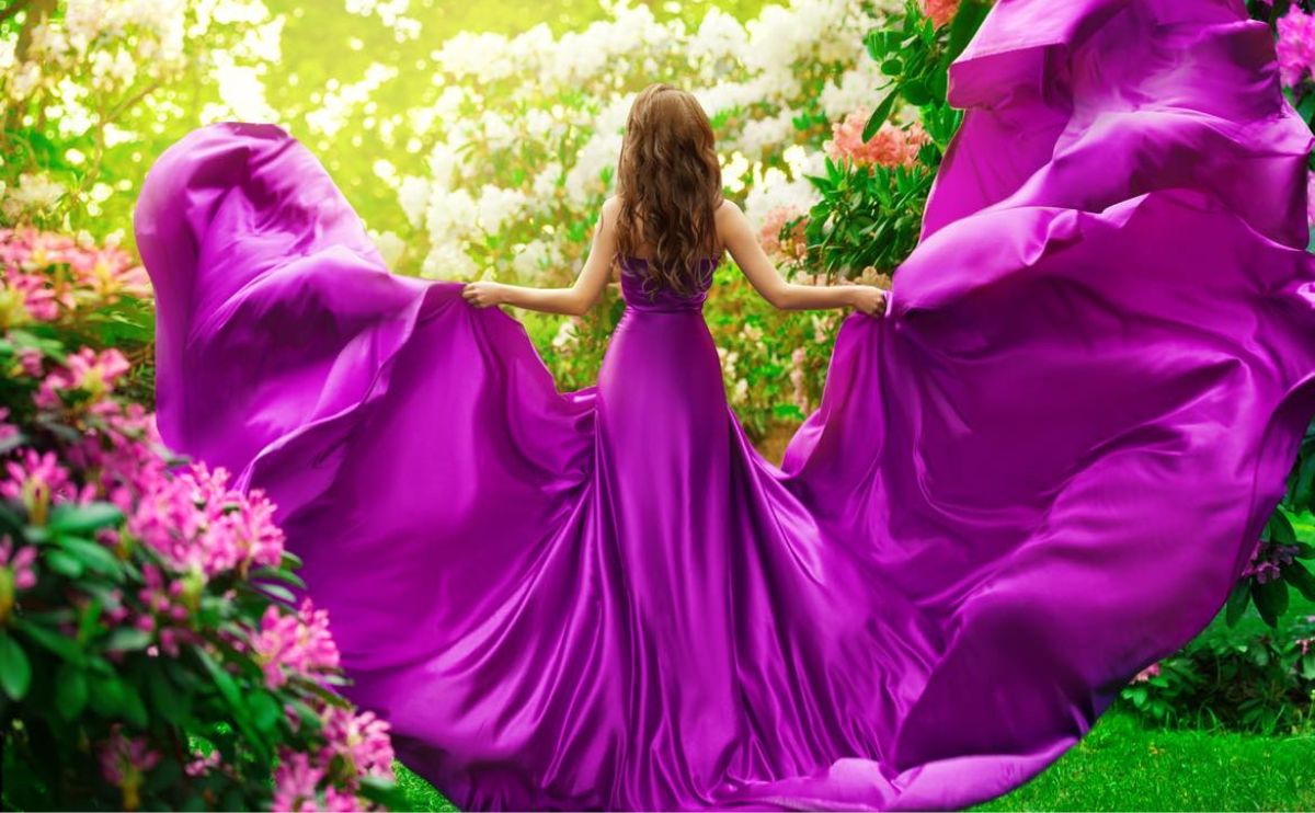 Rozkošné a elegantné: saténové šaty