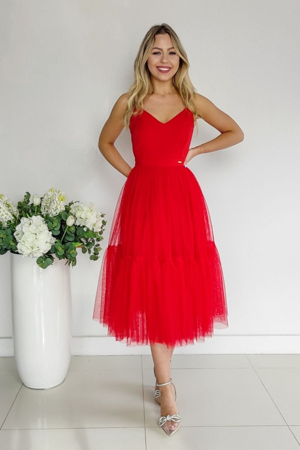 Červené midi šaty s tylovou sukňou