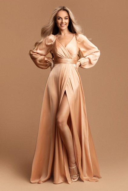 Zlaté saténové šaty s rozparkom