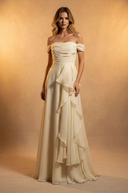 Zlaté spoločenské šaty s volánmi