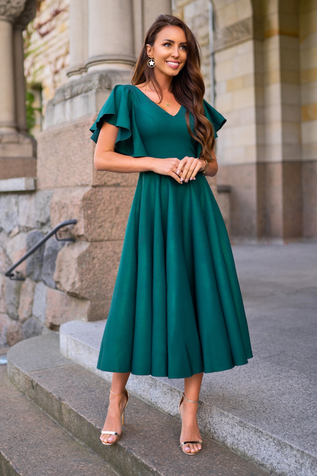 Warsaw Dress Smaragdové midi šaty s volánovými rukávmi Veľkosť: XS