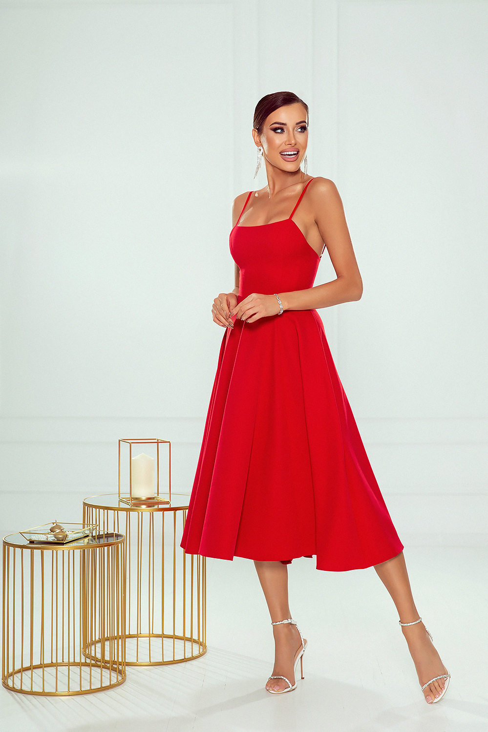 Warsaw Dress Červené midi šaty na ramienka Veľkosť: XS