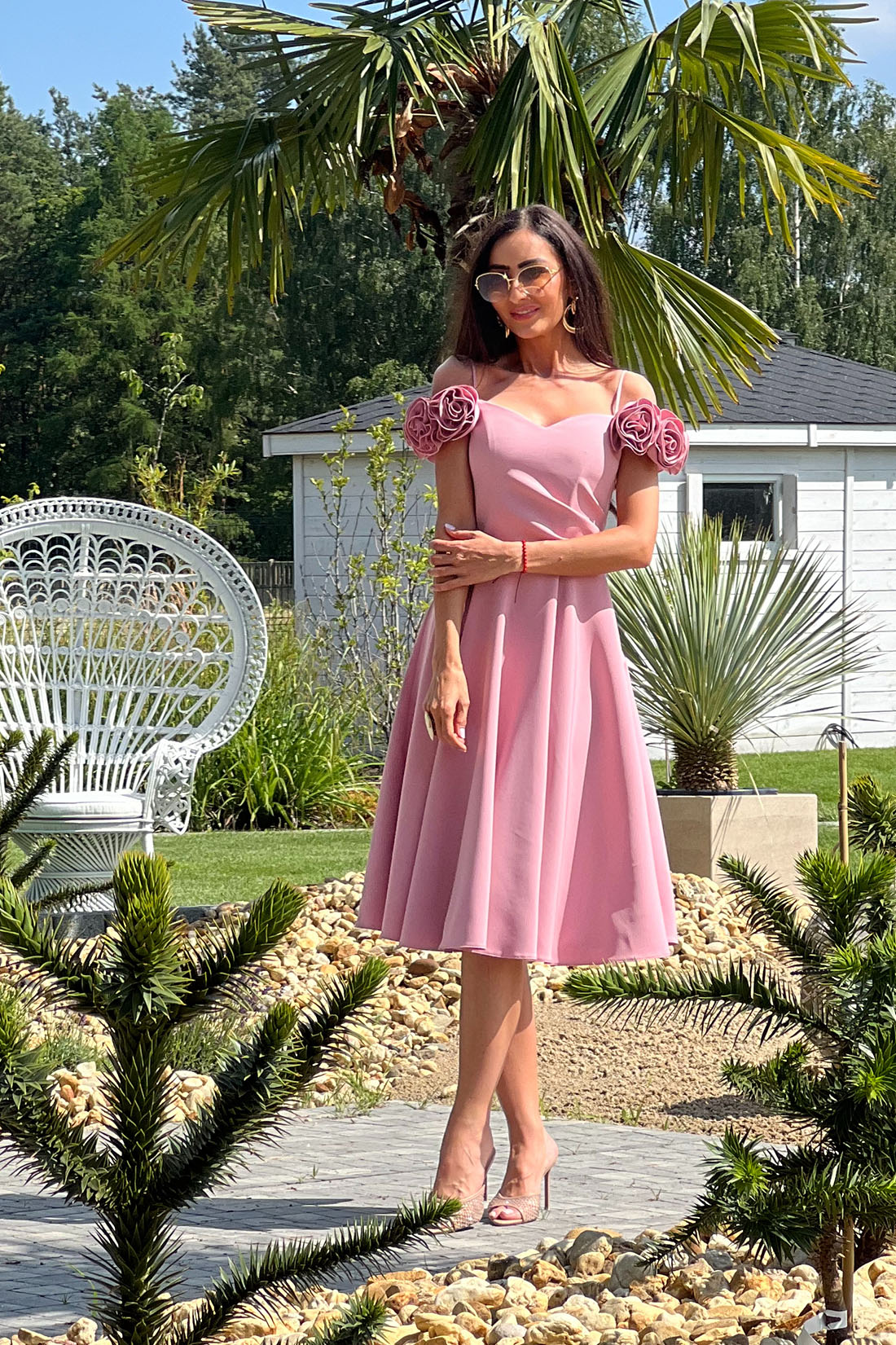 Elizabeth Collection Staroružové midi šaty s ružami Veľkosť: XS