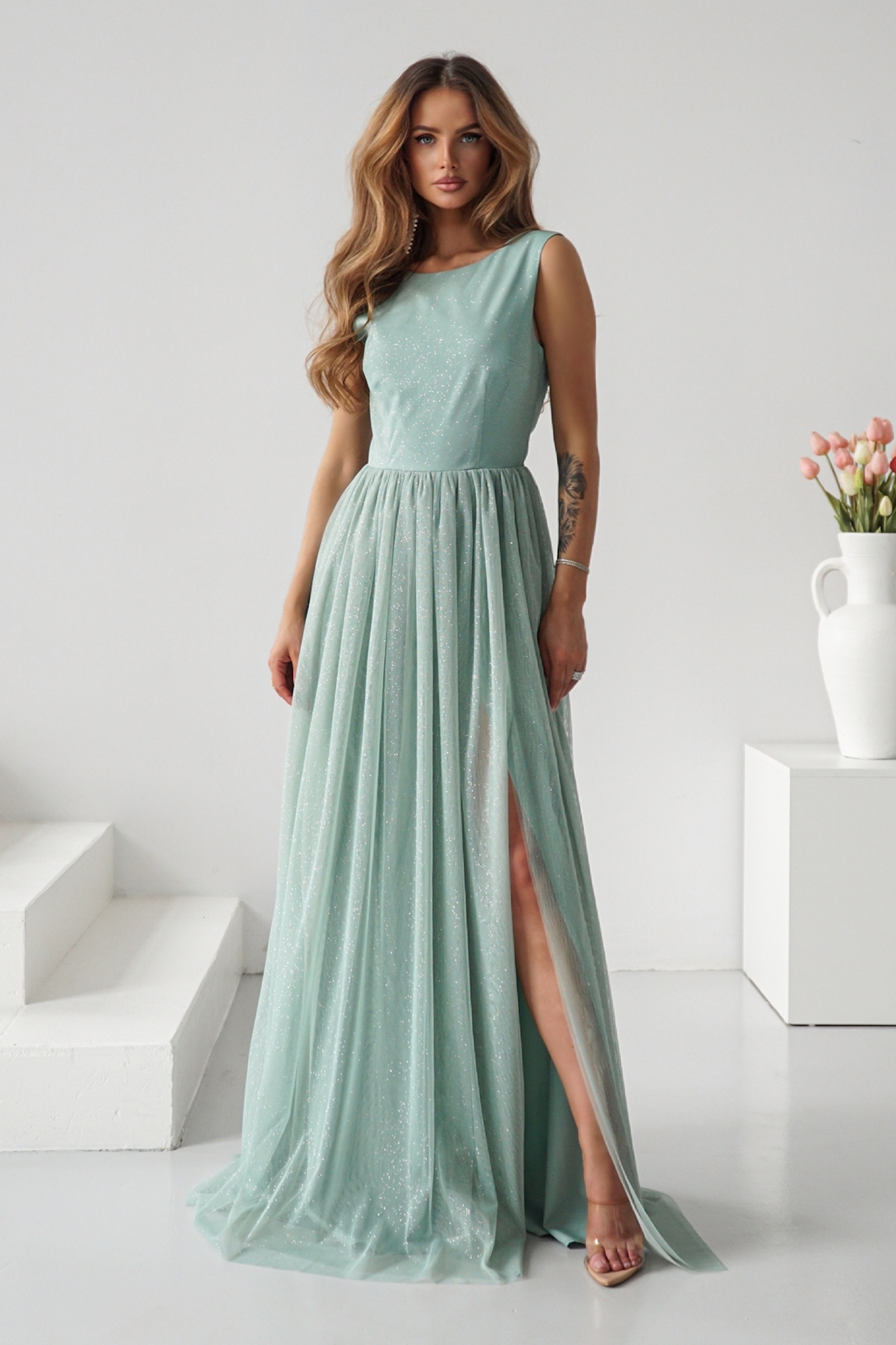 Warsaw Dress Zelené tylové trblietavé šaty Veľkosť: XS