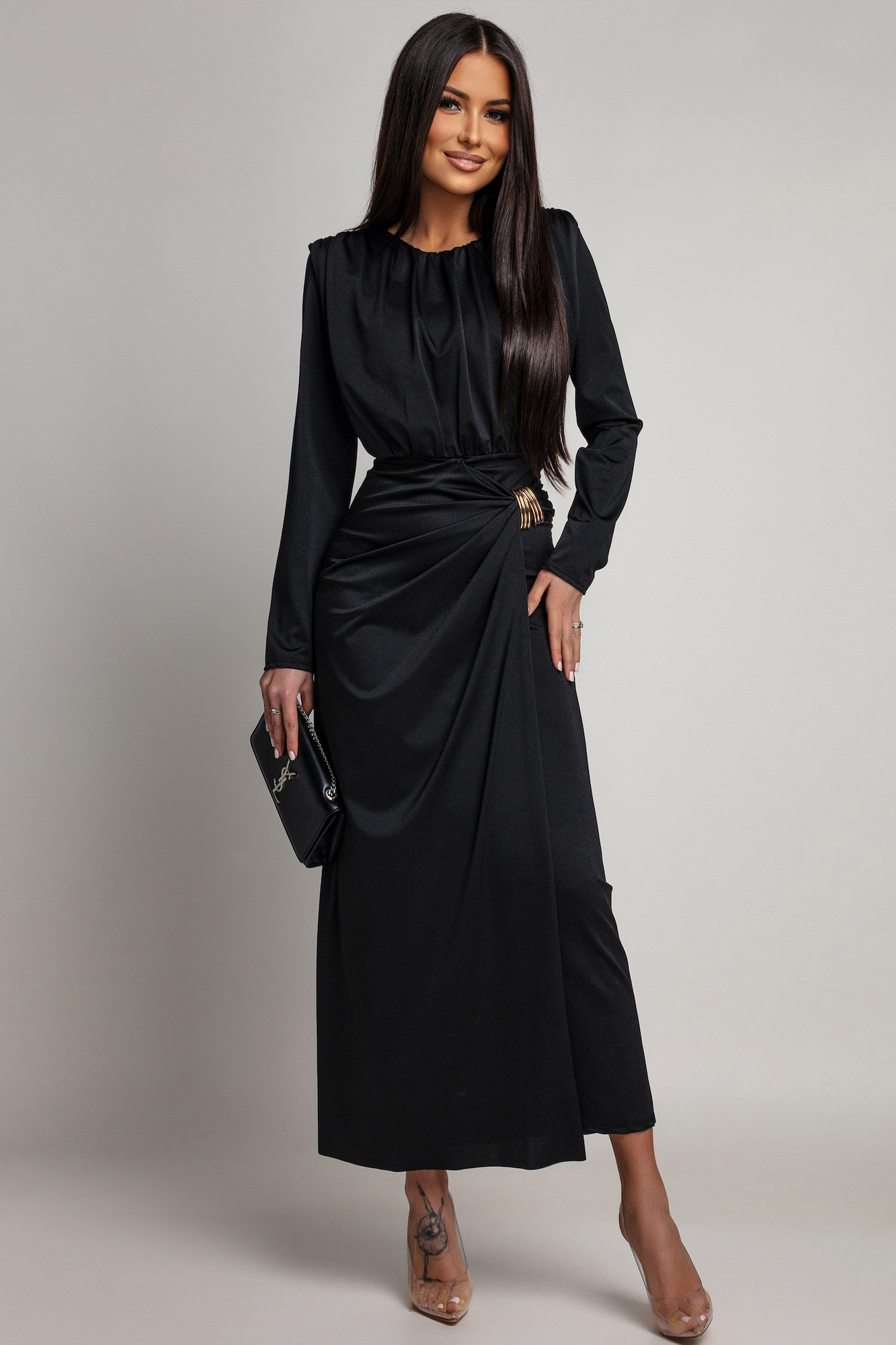 Azzurra Čierne priliehavé šaty so zlatou aplikáciou Veľkosť: UNI