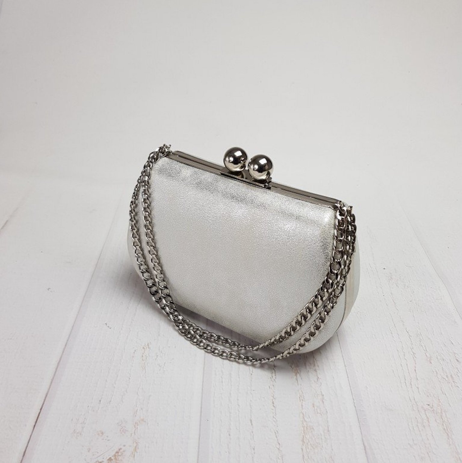 Strieborná kabelka