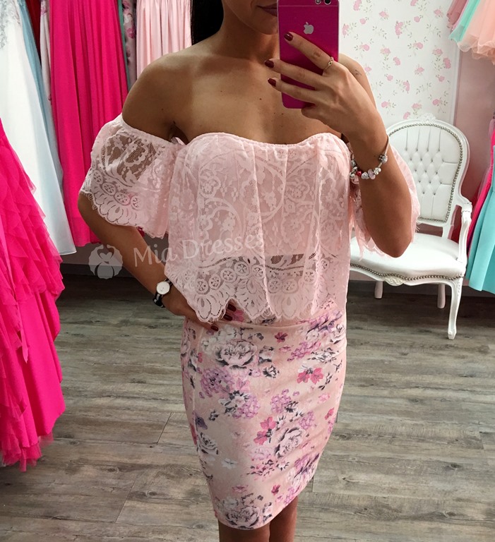 Parisse Svetloružový čipkovaný crop top Veľkosť: UNI