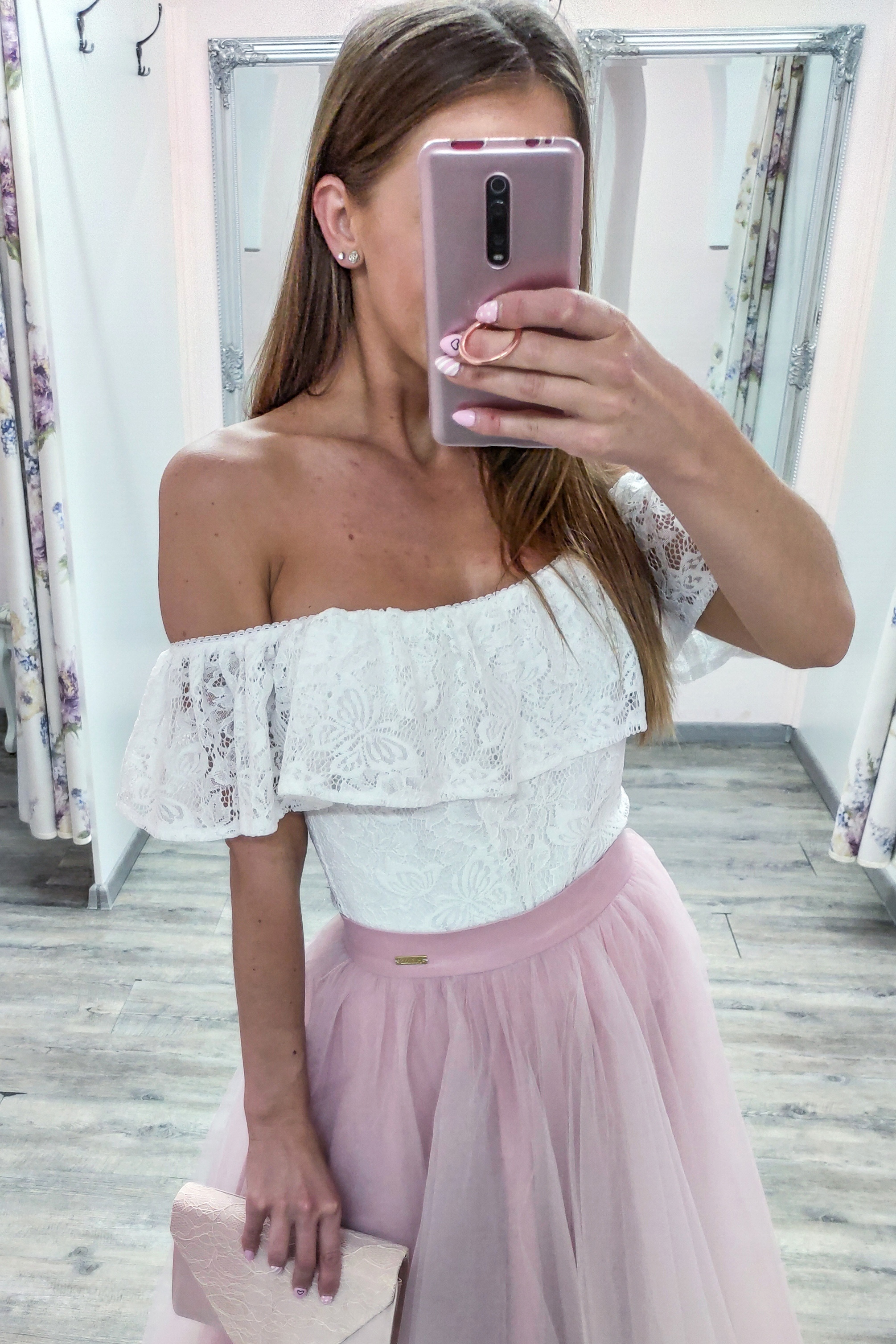 Smotanové čipkované body Veľkosť: XS