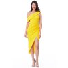 Žlté priliehavé asymetrické šaty