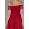 Červené midi šaty spustené na ramená