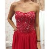 Červené spoločenské šaty s kamienkami