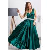 Smaragdové spoločenské šaty so štrasovým opaskom