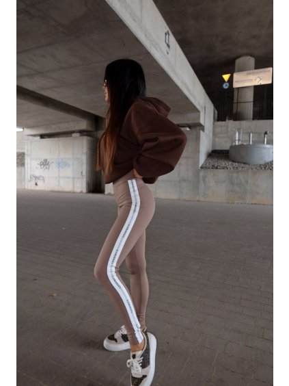 Dámske tvarujúce lycrové legíny VERSION latte