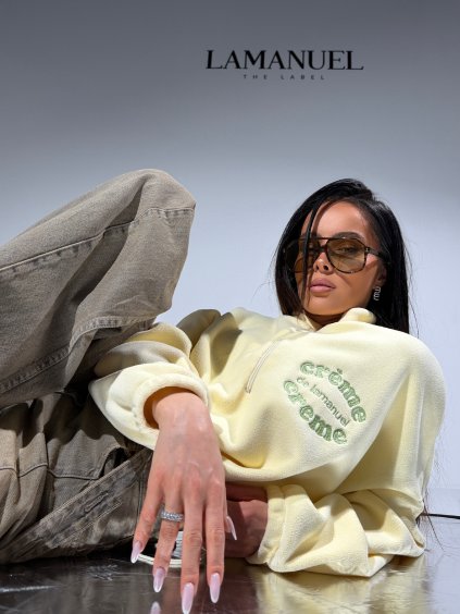 Oversize mikina CREME citron  Oversize mikina s výšivkou