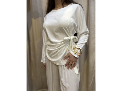 5F4F497F 7382 45FE 928D 63CF7BDEC66C